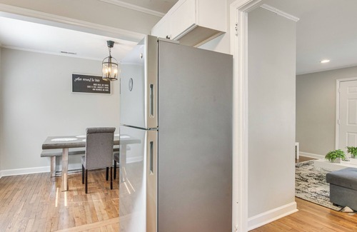 Biddleville Cabaña | < 2 Mi to Uptown Charlotte: Home w/ Large Yard!