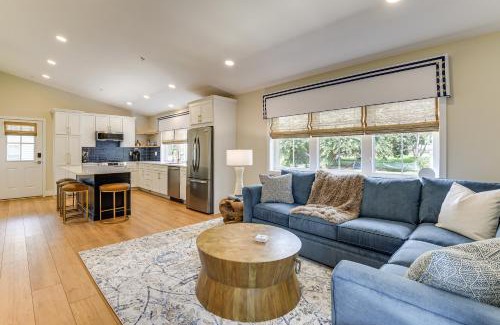 Annapolis Casa | 2 Mi to USNA Modern Annapolis Home with Fire Pit