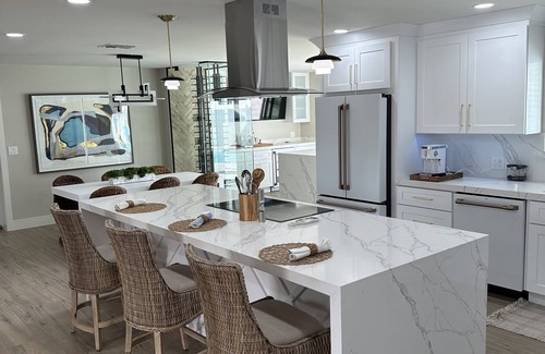 Scottsdale Highlands Casa | 2 miles from Old Town! Newly remolded Scottsdale home with pool and hot tub!