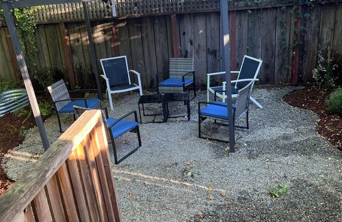 Soquel Cabina | 2 miles to Capitola Beach - studio w/private yard