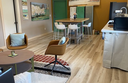 Williamsburg Casa | 2 Miles to Traverse City Horse Show / GLEF