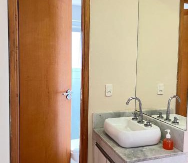 Jose Menino Casa | 2 Min da Praia!/2 Quartos/Vaga de Garagem