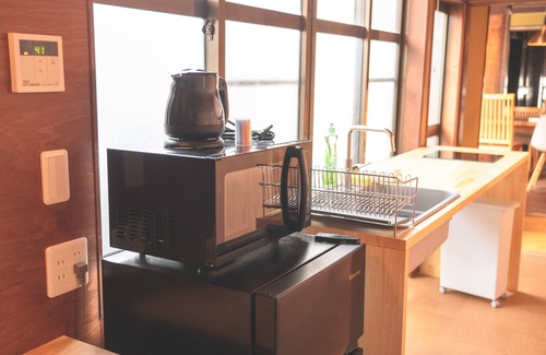 Shimizu Ward Casa | 2 min. from JR station｜Up to 10 people for private parties｜100 year old private house｜Mt. Fuji｜Handmade bedding by the best craftsmen in Japan