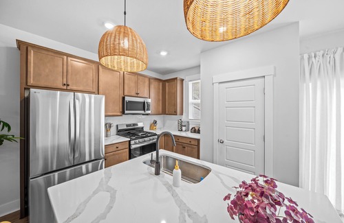 Simpsonville Casa | 2 Min. to Downtown Simpsonville/5 Private Bedrooms