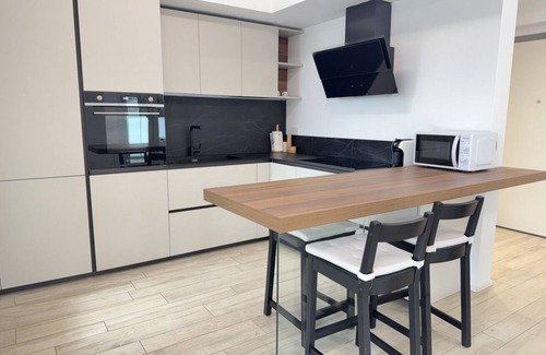 Bergamo Casa | 2 Min de Chorus Life, con 2 Dormitorios y 2 Baños