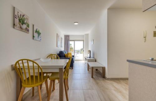 Arguineguin Apartamento | 2 min Walk to Beach - Private Terrace - Some with Sea Views