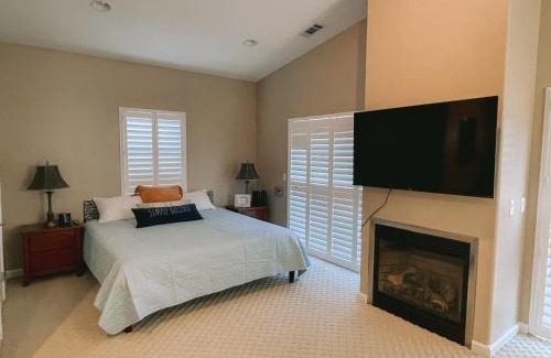 Oceano Casa | 2 min walk to beach! Large Home! Rooftop Deck!