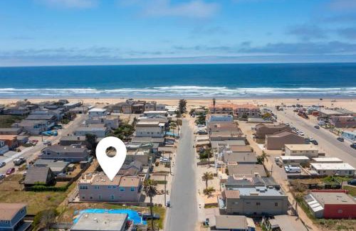 Oceano Casa | 2 min walk to beach Large Home Rooftop Deck