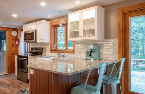 North Eastham Casa | 2-Min Walk to the Beach Dog Friendly