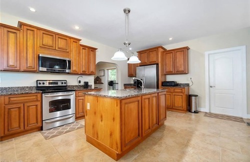 Norfolk Casa | 2 mins away from the beach.