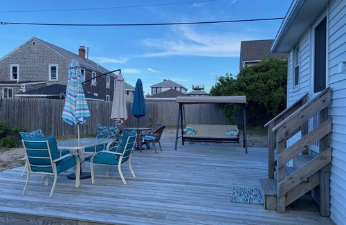 Ocean Bluff-Brant Rock Casa | 2-minute walk to private beach - Sunrise Beach House Marshfield!
