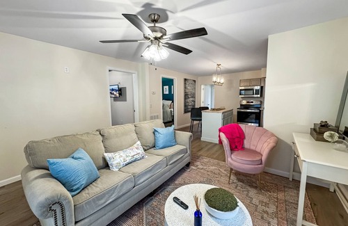 Tupelo Casa | 2 minutes from Elvis's Birthplace 5 miles from downtown Tupelo MS.