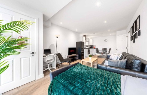 Edgware Apartamento | 2 minutes to Edgware station, 15 minutes to Wembley Stadium
