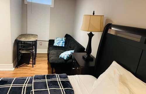 Westminster Apartamento | 2 minutes to the mall, home away from home, cool neighborhood parks, restaurant.