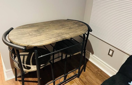Westminster Apartamento | 2 minutes to the mall, home away from home, cool neighborhood parks, restaurant.