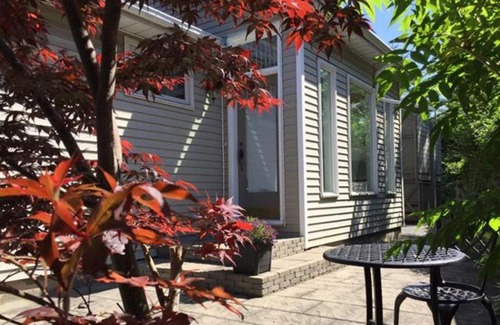 Historic Old Town Cama Y Desayuno | 2 Moon Cottage
