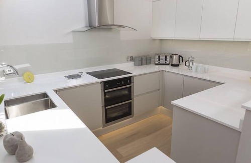 Bugford Apartamento | 2 NUEVO GRANERO, PUEBLO DE HILLFIELD, con piscina en Dartmouth, Ref 1016925