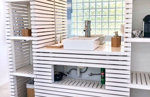 Westbury Casa | Aseratable 2 nuevas habitaciones para huéspedes justo en la playa con impresionantes puestas de sol