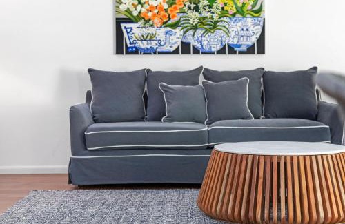 Sunshine Beach Casa | 2 "Ocean Whisper" 16 Solway Drive - Dog Friendly Tropical Oasis