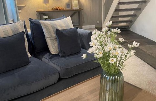 Rock Casa | 2 Penmayne Cottage