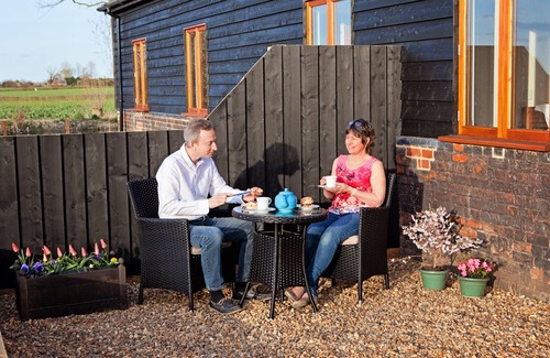 Halesworth Casa | Escapada de lujo para 2 personas al campo con vistas al atardecer