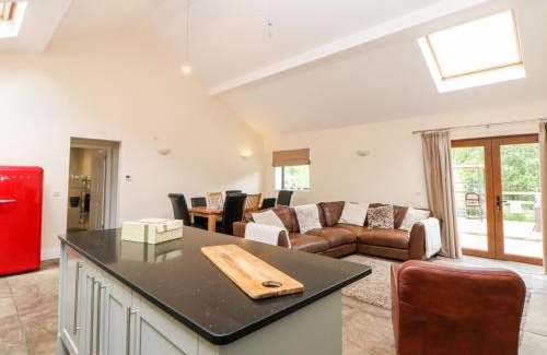 Hollow Meadows Casa | 2 Pheasant Lane