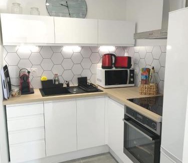 Bedarieux Apartamento | 2 pièces en RDC climatisé avec terrasse et parking privé