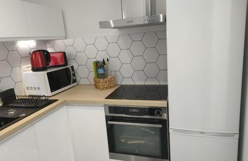 Bedarieux Apartamento | 2 pièces en RDC climatisé avec terrasse et parking privé