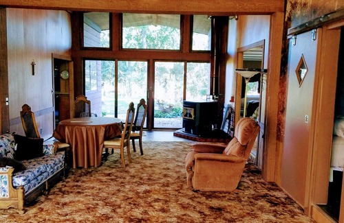 McLeod Cabina | 2 pond lodge