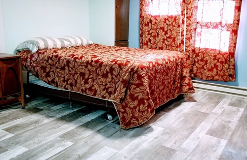 McLeod Cabina | 2 pond lodge
