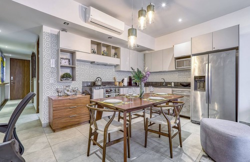Emiliano Zapata Condominio | 2 Pools & Gym w/Workspace | Romantic Zone 1BR