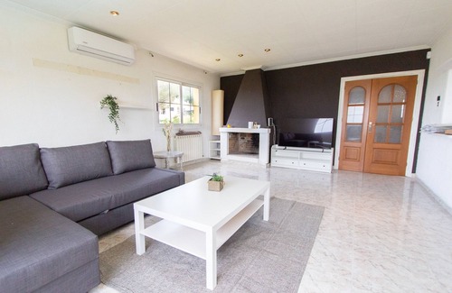 Mont Barbat Villa | 2 Private Abodes in One Magnificent Villa!