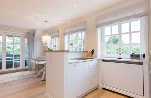 Munkmarsch Apartamento | 2-raum Appartement im OG- & DG mit ca. 75m² Nutzfläche, Balkon und Stellplatz
