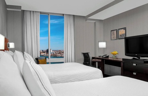 Upper East Side Hotel | 2 Relaxing NYC Rooms Ideal for Families & Sightseeing! Parking Onsite!