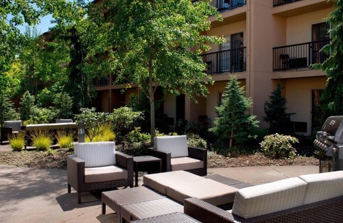 Tanasbourne Casa | 2 Relaxing Units Near Streets of Tanasbourne Mall, Pets Allowed, Indoor Pool!