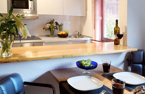 Bergisch Gladbach Apartamento | Apartamento de 2 piezas para 1 - 4 personas