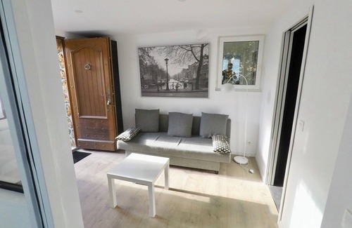 Bievres Apartamento | 2-room apartment in quiet neighborhood