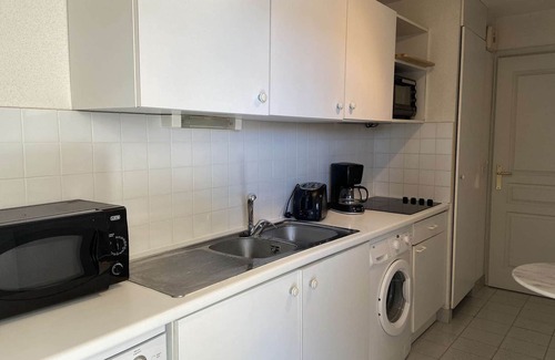 Frejus Port Apartamento | Apartamento de 2 piezas con terraza y aparcamiento, cerca de talasoterapia