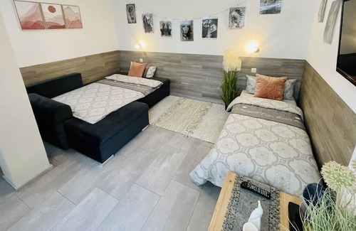 Rheinstetten Apartamento | 2 room gallery, granny flat, close to the trade fair, wheelchair accessible