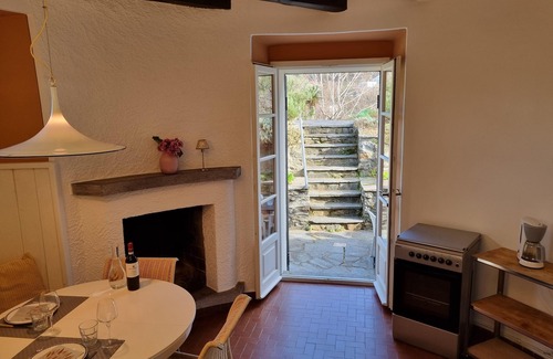 Cannobio Casa | 2-room house with private garden and pool in shared use