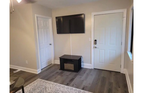 Greensboro Apartamento | 2-Room Suite With Private Entrance and Bath