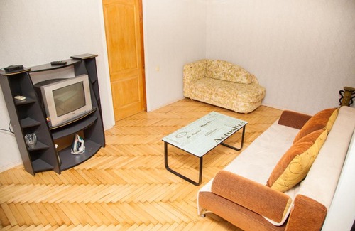Zaporozhye Apartamento | 2 rooms Apartment on Peremohy str 71. Centre