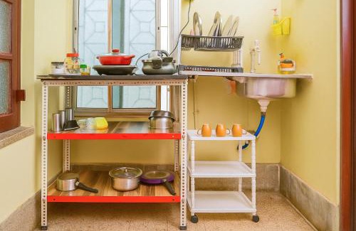 Tollygunge Casa | 2 rooms appartment with balcony and kitchen