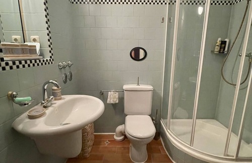 Lelkendorf Otro | 2 rooms in the castle in M-V, cleaning included