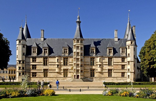 Nevers Casa | 2 rooms in town center near train station and shops