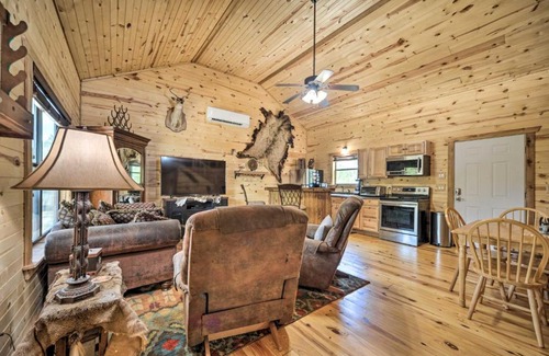 Sabinal Casa | 2 Rustic Cabins with Porches on Remote Ranch!