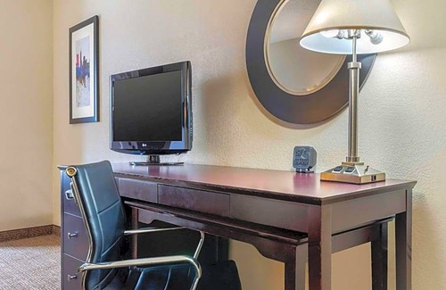 Lafayette Hotel | Hotel de 2 estrellas ∙ Comfort Suites Lafayette University Area