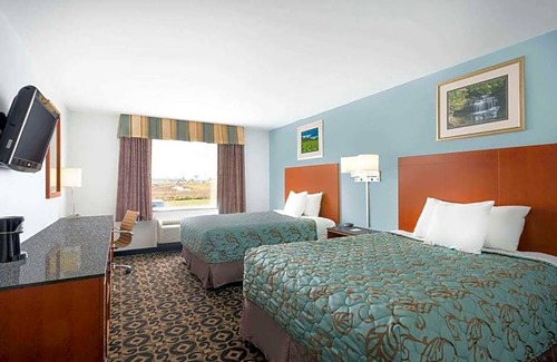 Evans Mills Hotel | Hotel de 2 estrellas ∙ Days Inn by Wyndham Evans Mills/Fort Drum