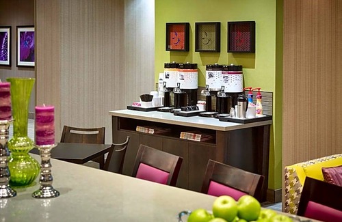 Point Edward Hotel | Hotel de 2 estrellas ∙ Hampton Inn by Hilton Sarnia/Point Edward