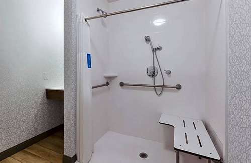 Princeton Hotel | Hotel de 3 estrellas ∙ Hampton Inn Princeton